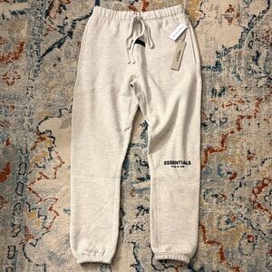 Essentials Fear Of God sweatpants light oatmeal size large